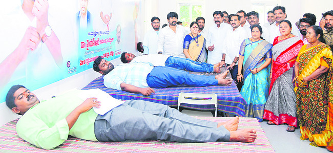 మహా నివాళి!2