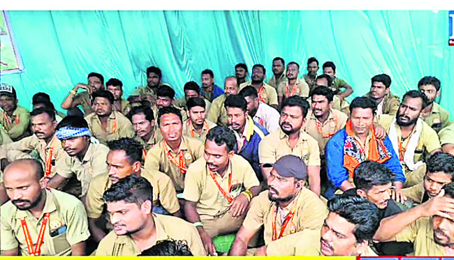 డ్రైవర్ల సమ్మెతో నిలిచిన ఎరువుల గూడ్స్ రైలు 1