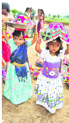 శీత్లాభవాని వేడుకలు2