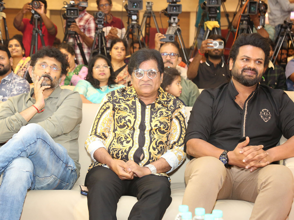 Oh Bhama Ayyo Rama Pre Release Event Photo Gallery10