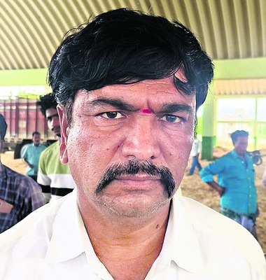 చీనీ కాయలు తరలించారు.. డబ్బులు ఎగ్గొట్టారు !2