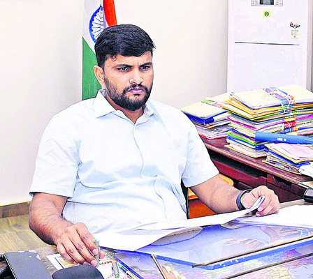 గురుకులాల్లో మిగులు సీట్లకు స్పాట్ అడ్మిషన్లు 1