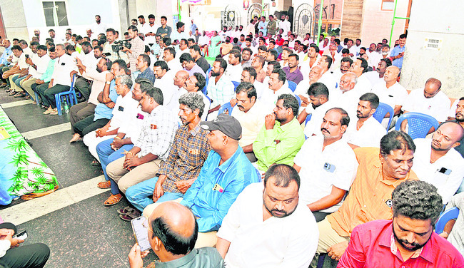 మోసం బాబు నైజం1