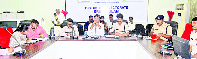 ఆటో ఢీకొని వృద్ధుడి మృతి   1