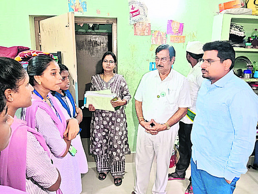 ఆటో ఢీకొని వృద్ధుడి మృతి   2