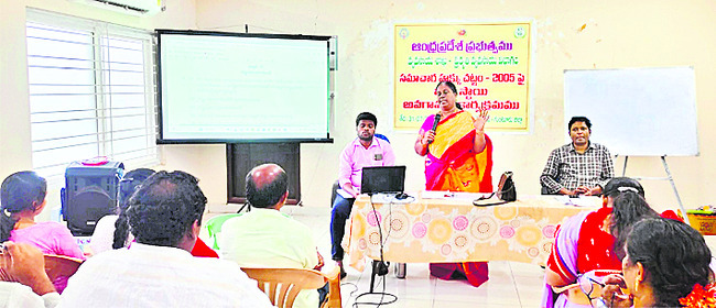 సమాచార హక్కు చట్టంపై అవగాహన అవసరం 1