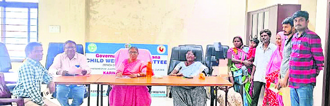 విద్యార్థులు కష్టపడి చదవాలి  
3