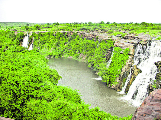 సాగర్ సొగసు చూడతరమా..! 4