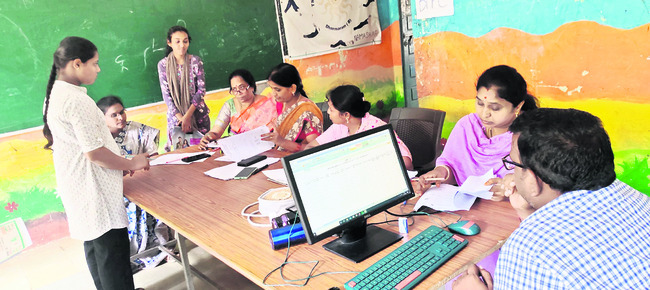 ప్రశాంతంగా ముగిసిన స్పాట్ కౌన్సెలింగ్ 1