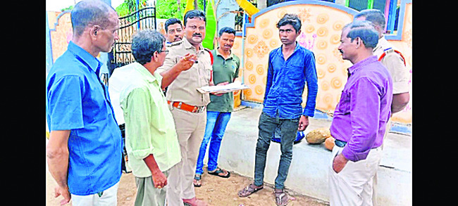 నాగుపాము అలజడి1
