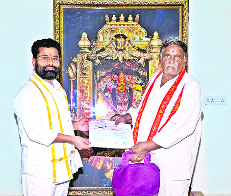నిత్యాన్నదానానికి విరాళాలు1
