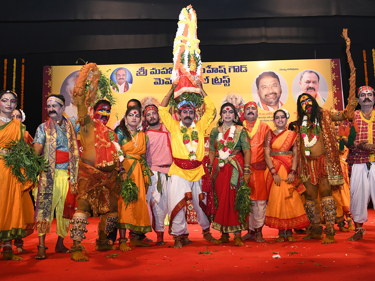 Bonalu 2025 impressive dance performance in Rabindra Bharathi9