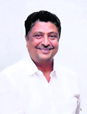 తెగిన పోగులు.. మారని బతుకులు 4