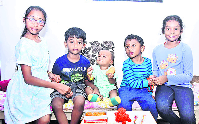 అన్నాచెల్లెళ్ల అనుబంధానికి ప్రతీక రాఖీ1