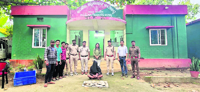 18 తాబేళ్లు స్వాధీనం 1