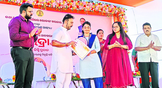 మహిళా సాధికారత లక్ష్యంతో సుభద్ర పథకం: సీఎం2