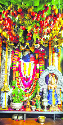 గండి క్షేత్రం.. జనసంద్రం 1