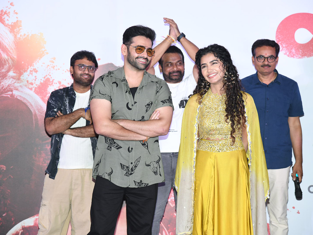 Anupama Parameswaran Paradha Trailer Launch Photos18