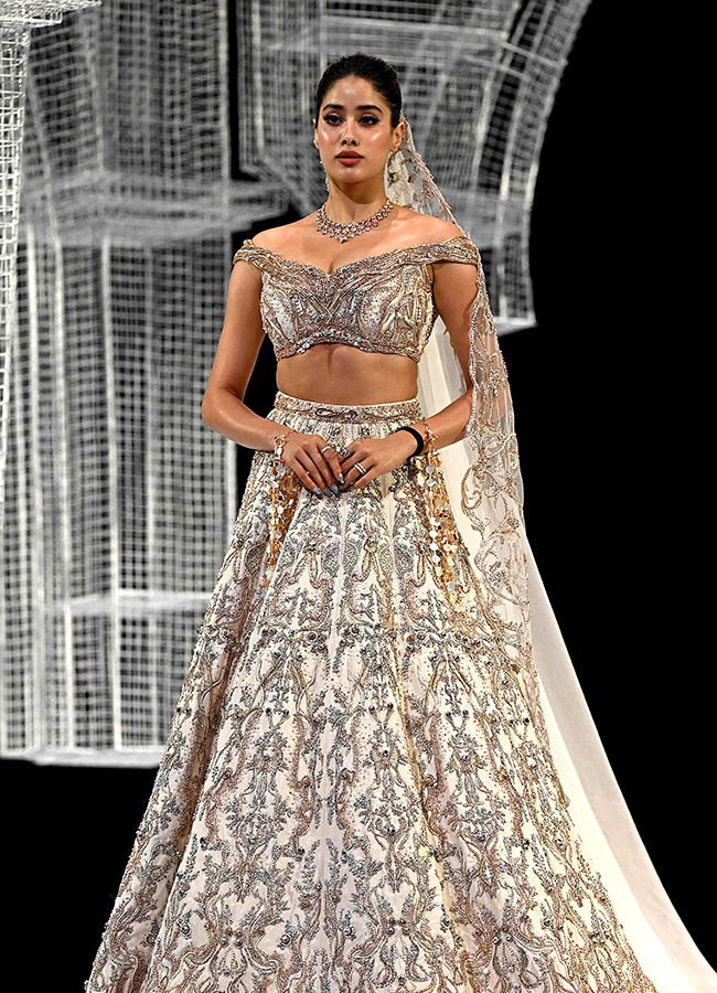 Fashion Designer Gaurav Gupta Bridal Couture Show Photos25