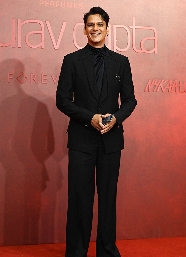 Fashion Designer Gaurav Gupta Bridal Couture Show Photos5