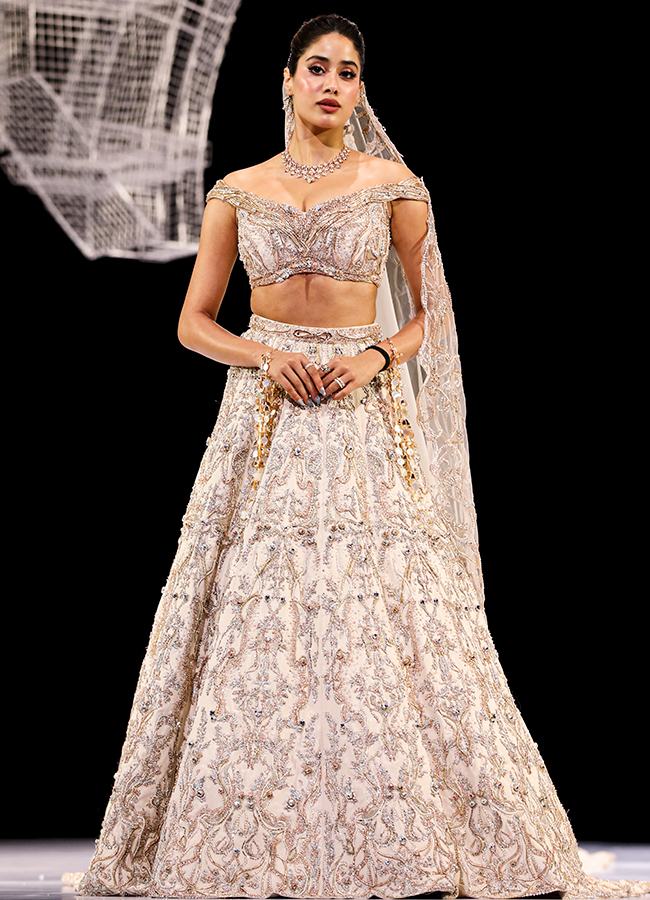 Fashion Designer Gaurav Gupta Bridal Couture Show Photos6