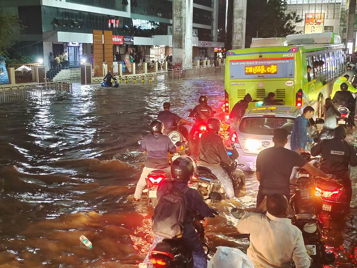Heavy Rain in Hyderabad LIVE Updates1
