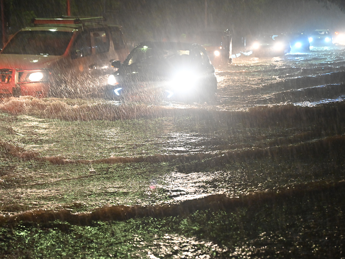 Heavy Rain in Hyderabad LIVE Updates10