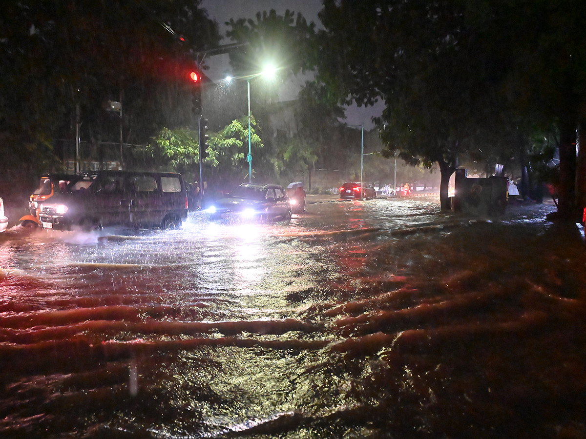 Heavy Rain in Hyderabad LIVE Updates11