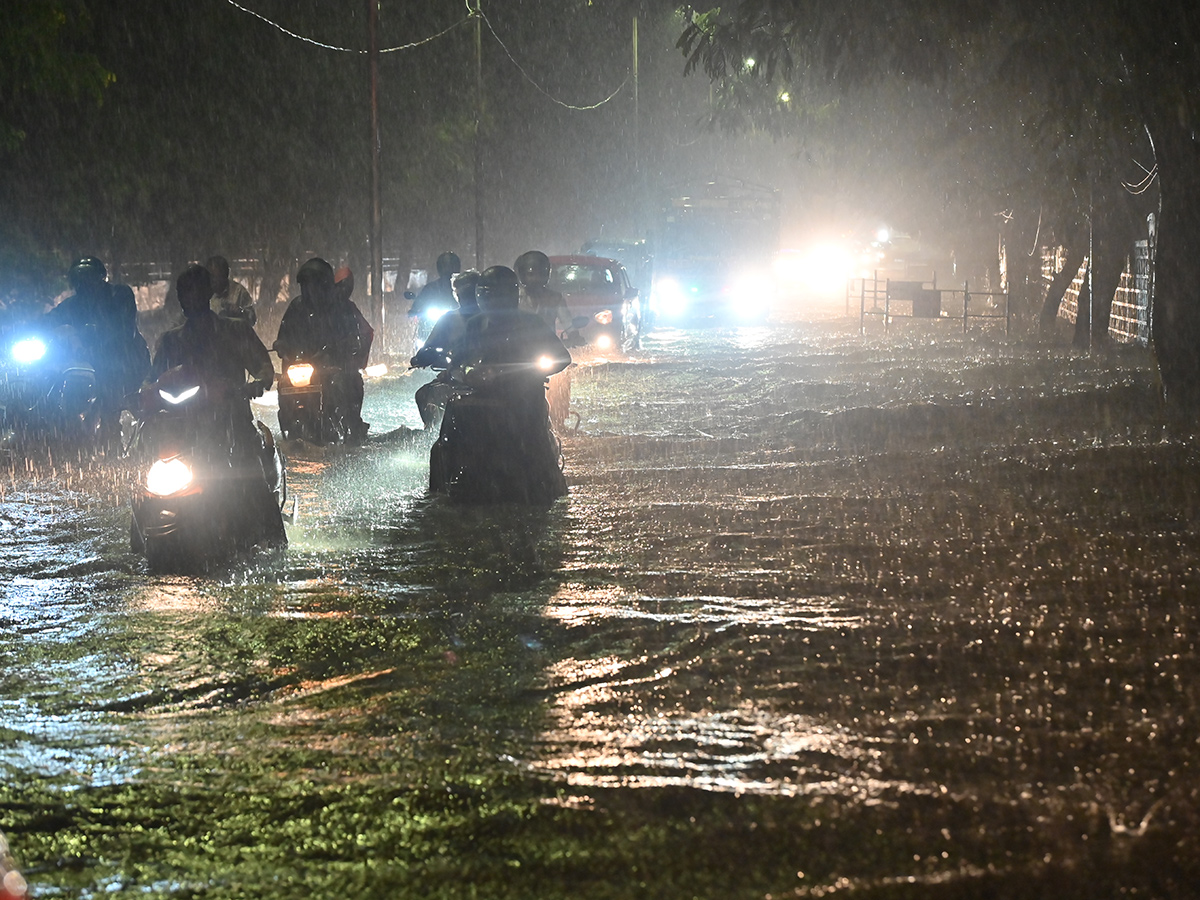 Heavy Rain in Hyderabad LIVE Updates14