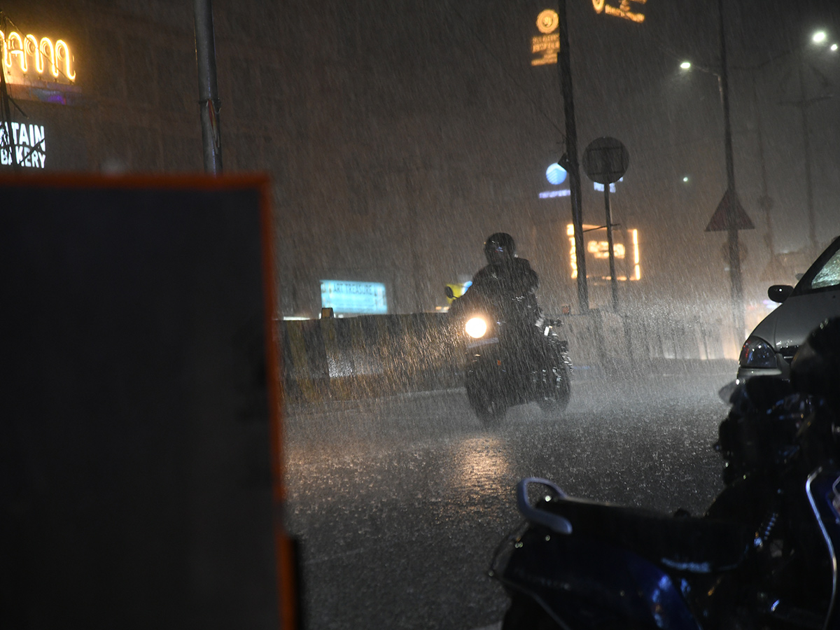 Heavy Rain in Hyderabad LIVE Updates25
