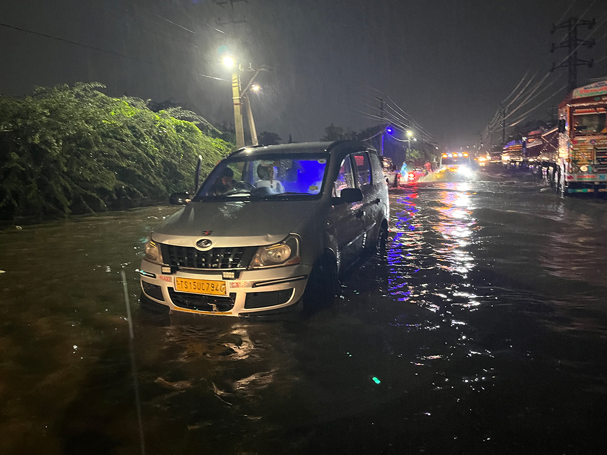 Heavy Rain in Hyderabad LIVE Updates3