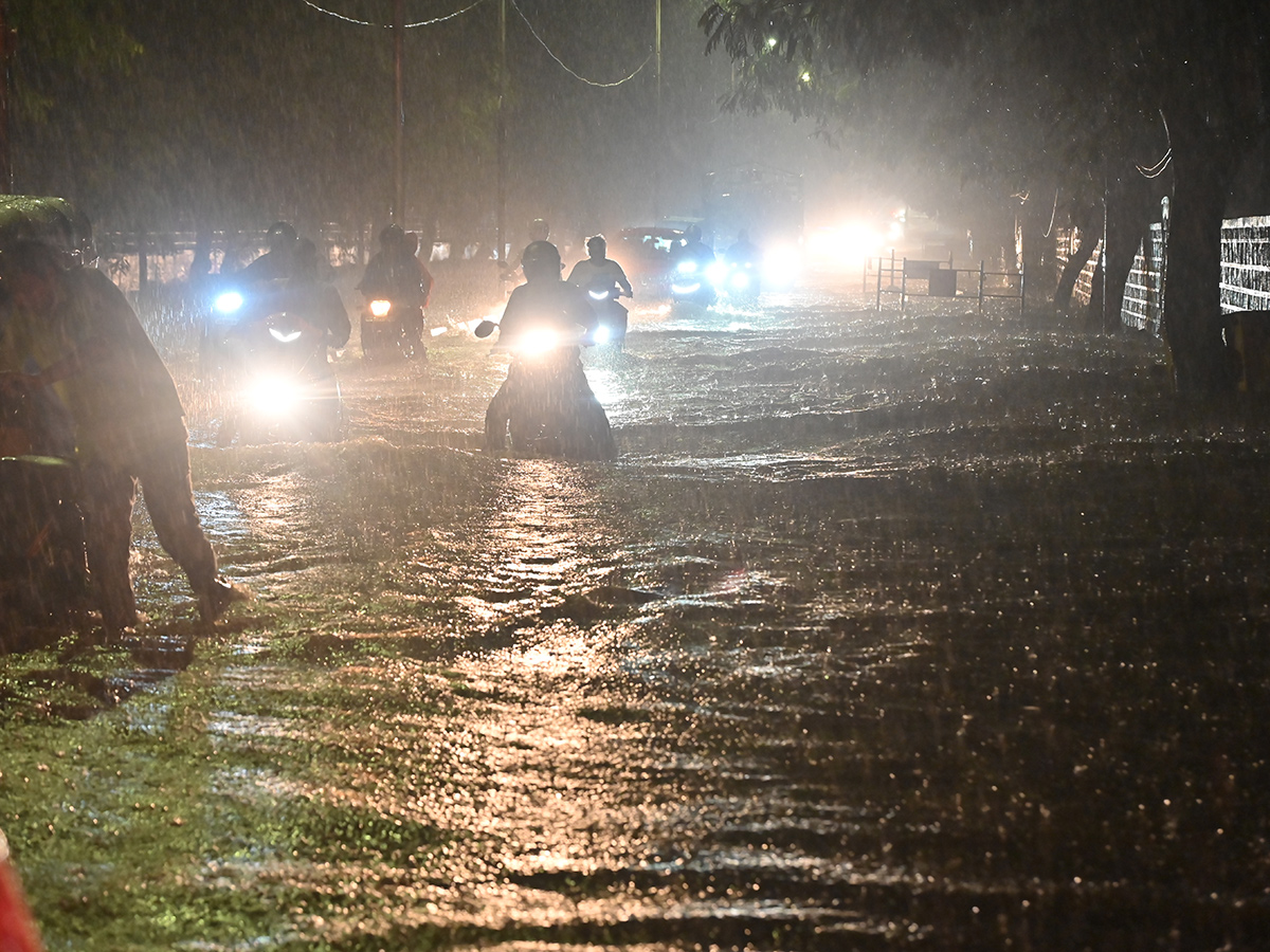 Heavy Rain in Hyderabad LIVE Updates6