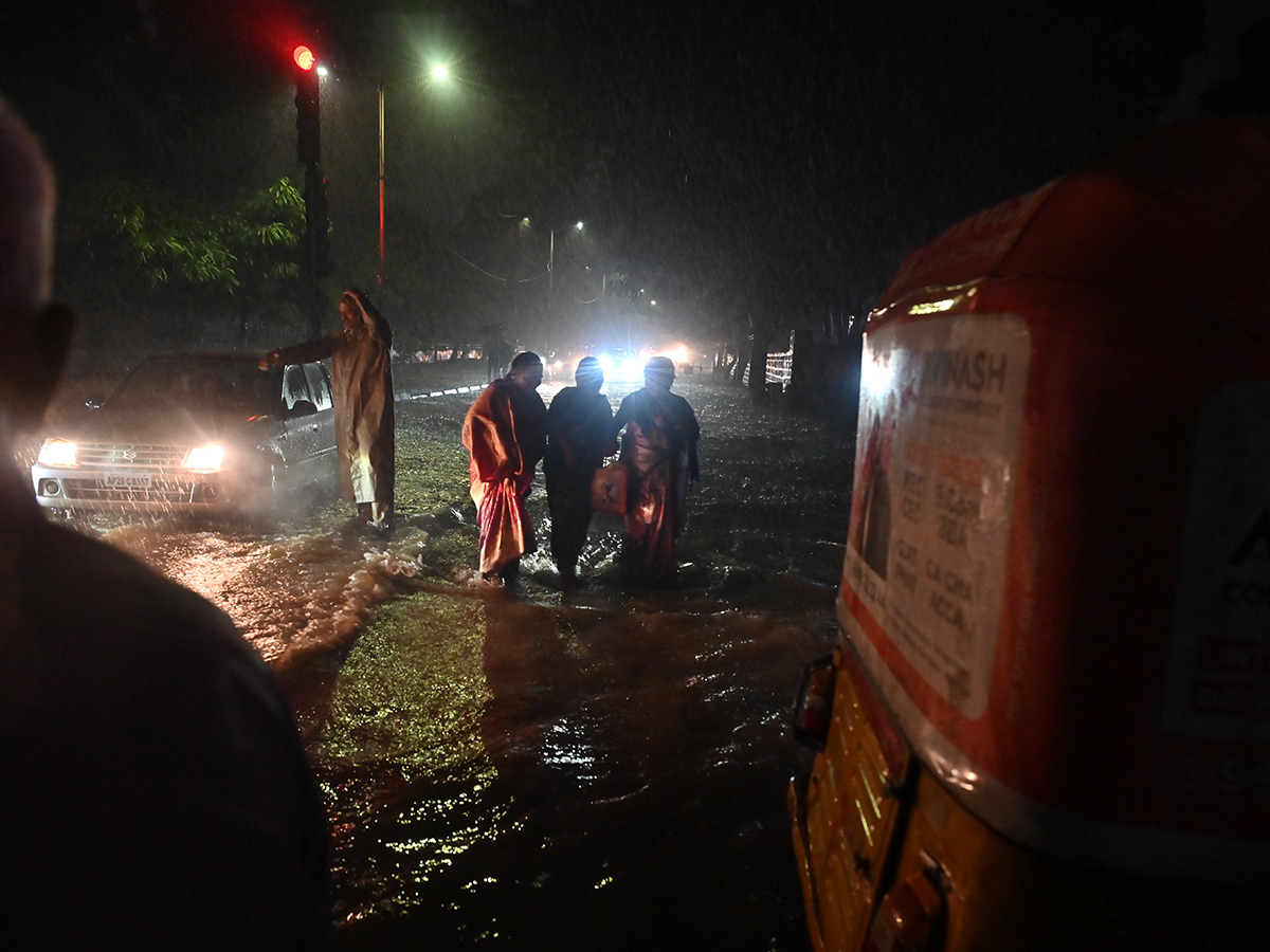 Heavy Rain in Hyderabad LIVE Updates8