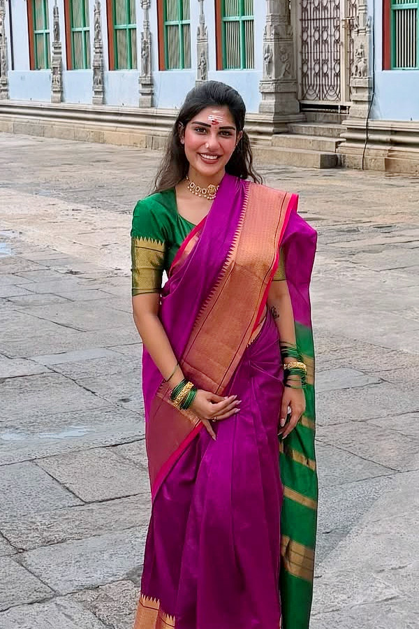 Surekha Vani With Daughter Supritha Visits Arunachalam Temple Photos6