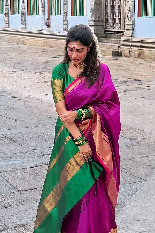 Surekha Vani With Daughter Supritha Visits Arunachalam Temple Photos8