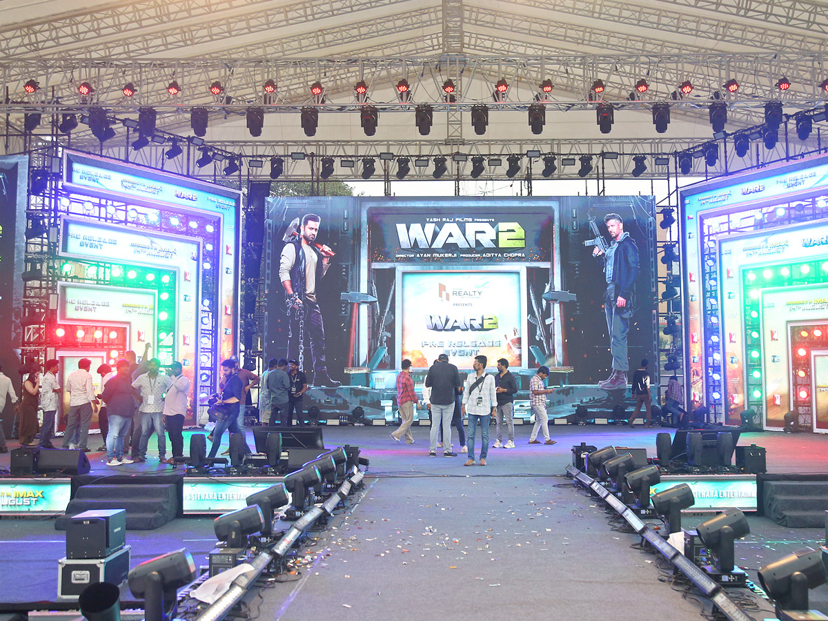 WAR 2 Pre Release Event Photos34