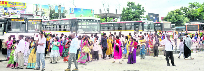 కల్యాణ.. వైభోగమే 9