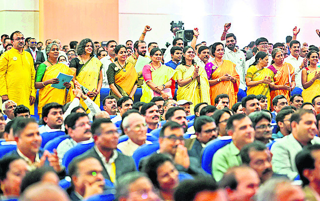ఉత్సాహంగా ప్రధాని మోదీ టూర్1