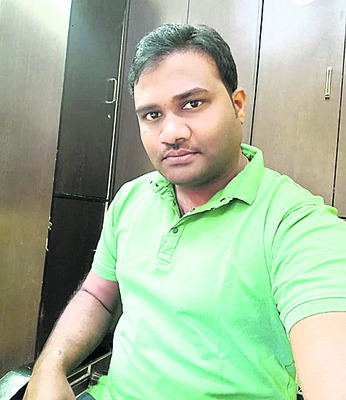గుండెపోటుతో  మాజీ ఉపసర్పంచ్‌ మృతి
3