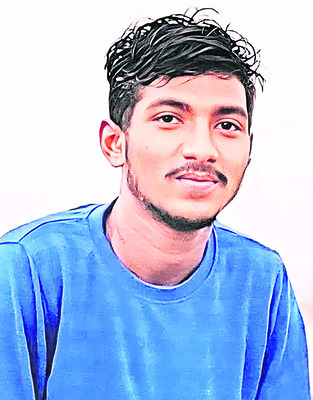 ‘నిమ్స్’ అధికారికి ఎంపీ బలరాం న2