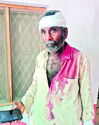 ఇరు గ్రామాల రైతుల పరస్పర దాడి 
2