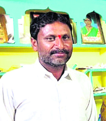 గుండెపోటుతో  మాజీ ఉపసర్పంచ్‌ మృతి
1