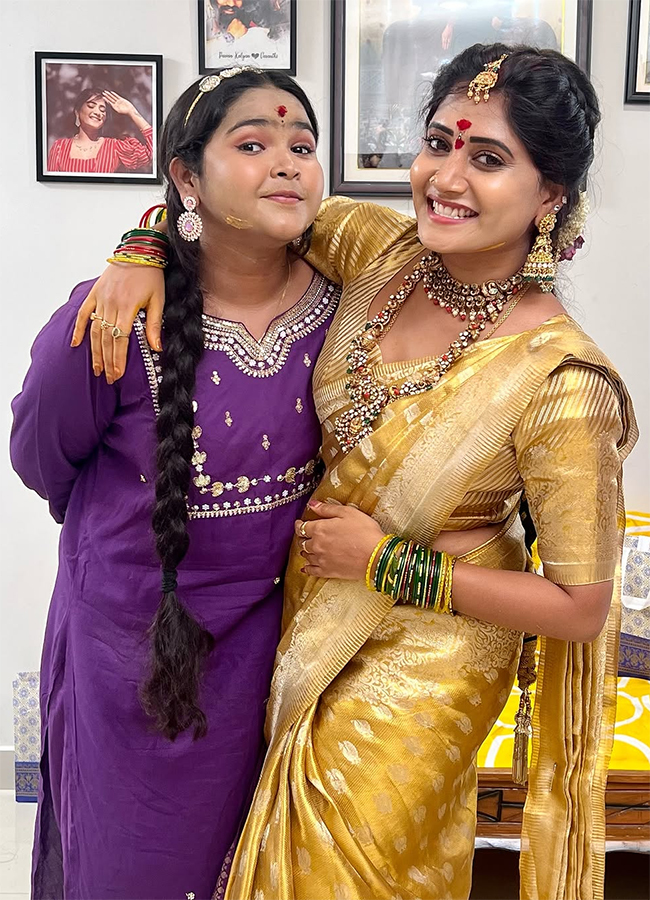 Bigg Boss 6 Contestant Vasanthi Krishnan Varalakshmi Vratam Pics7