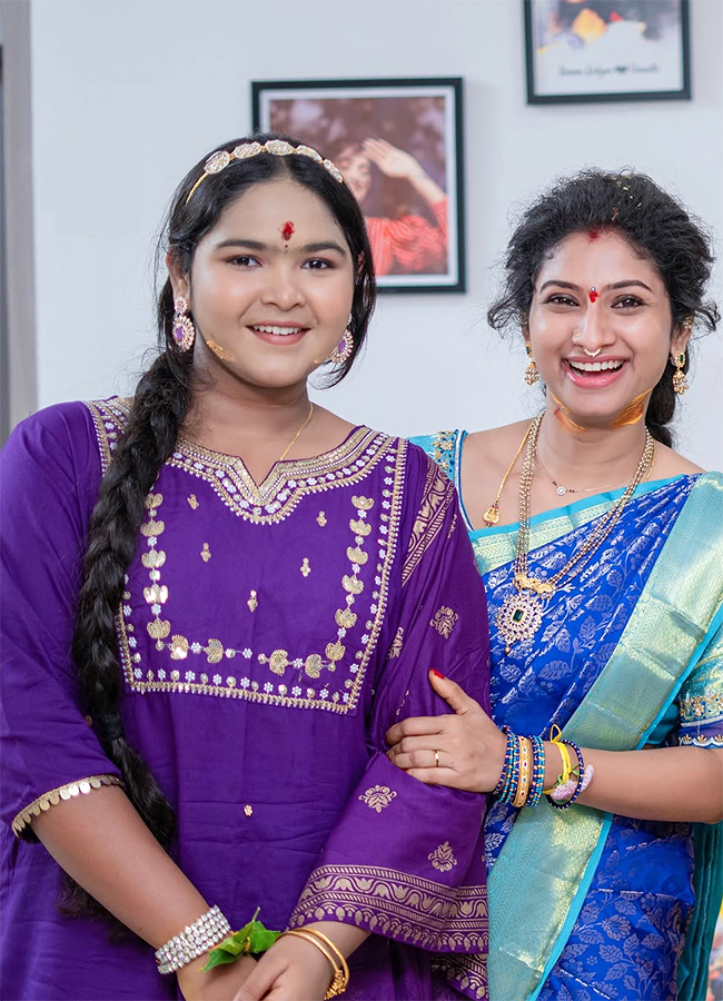 Bigg Boss 6 Contestant Vasanthi Krishnan Varalakshmi Vratam Pics8