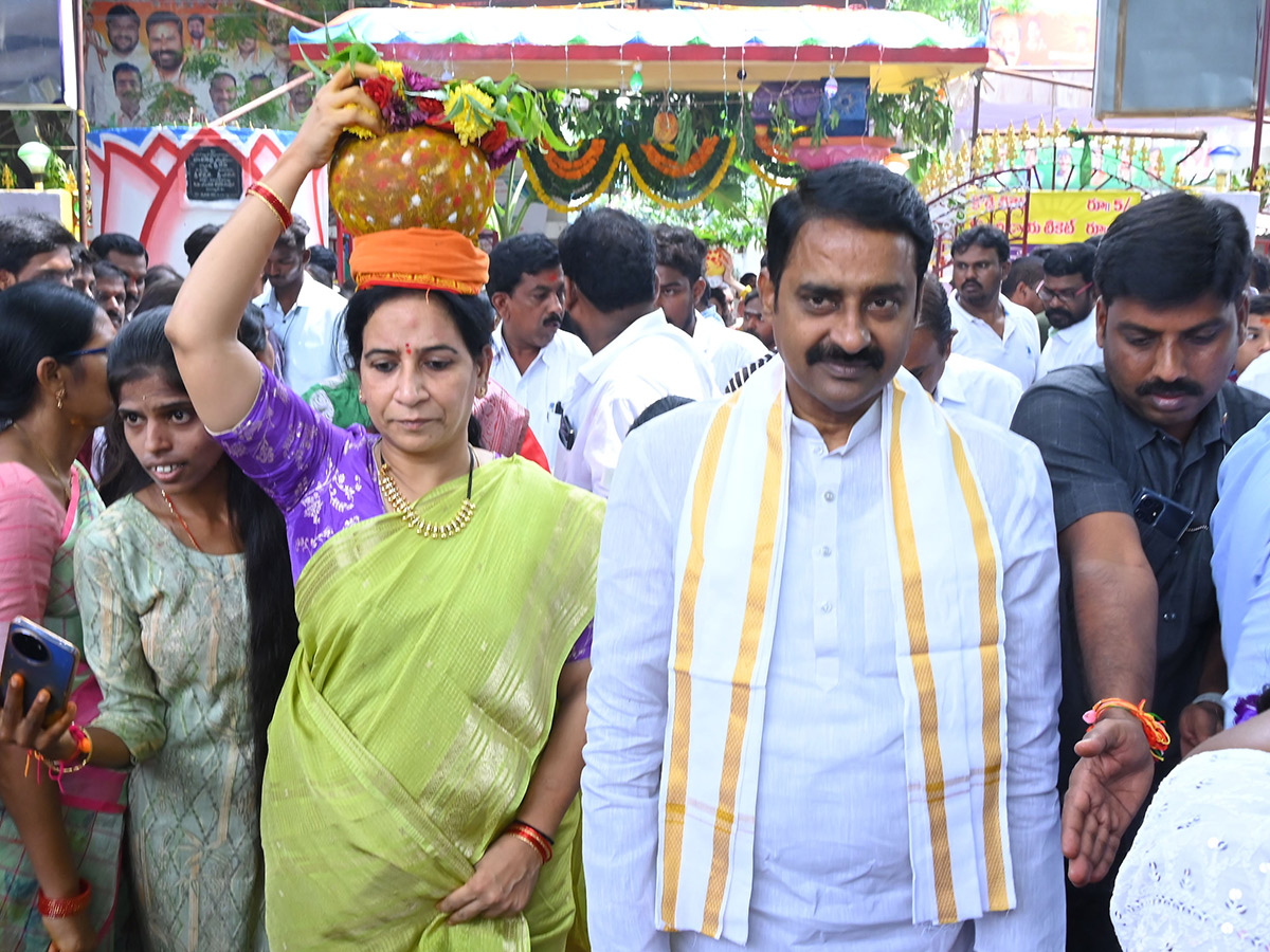 Devotional : Sravanamasam Bonalu 2025 at Nalgonda Photos12