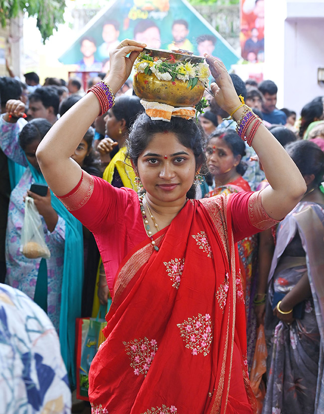 Devotional : Sravanamasam Bonalu 2025 at Nalgonda Photos19
