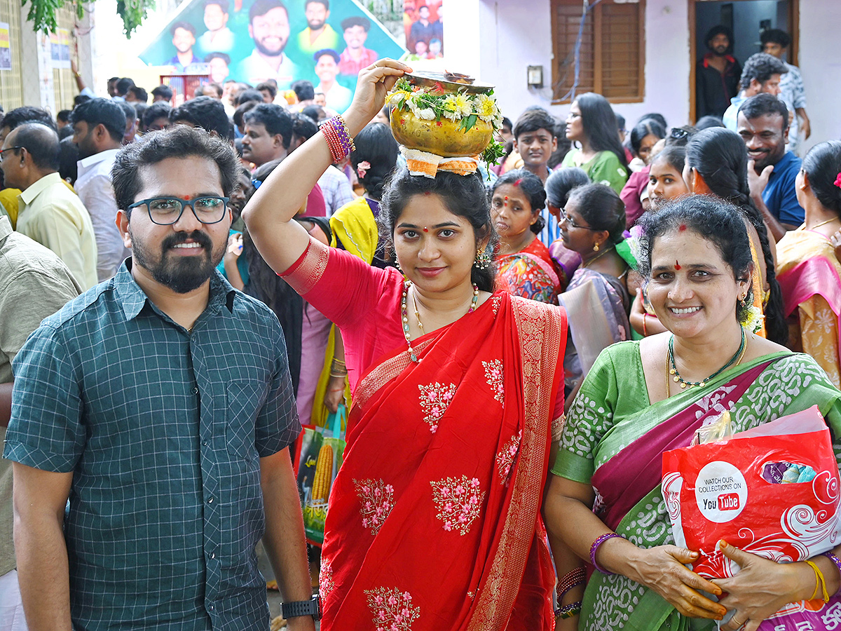 Devotional : Sravanamasam Bonalu 2025 at Nalgonda Photos2