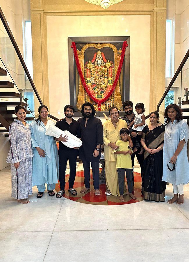 Ram Charan At Brahmanandam House Photos6