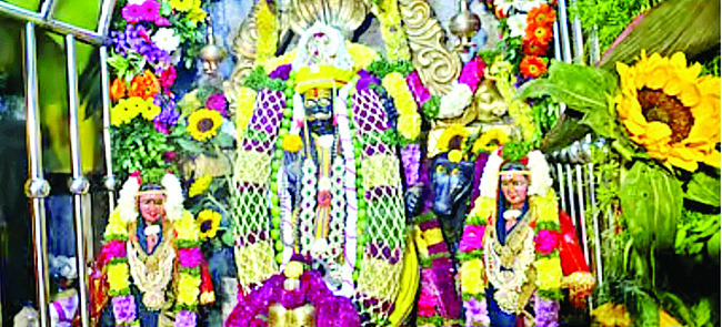 కొంగుబంగారం.. మల్లణ్ణ ఆలయం 1