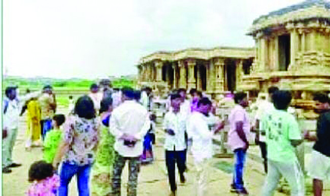 అభివృద్ధికి ప్రజల సహకారం అవసరం 1